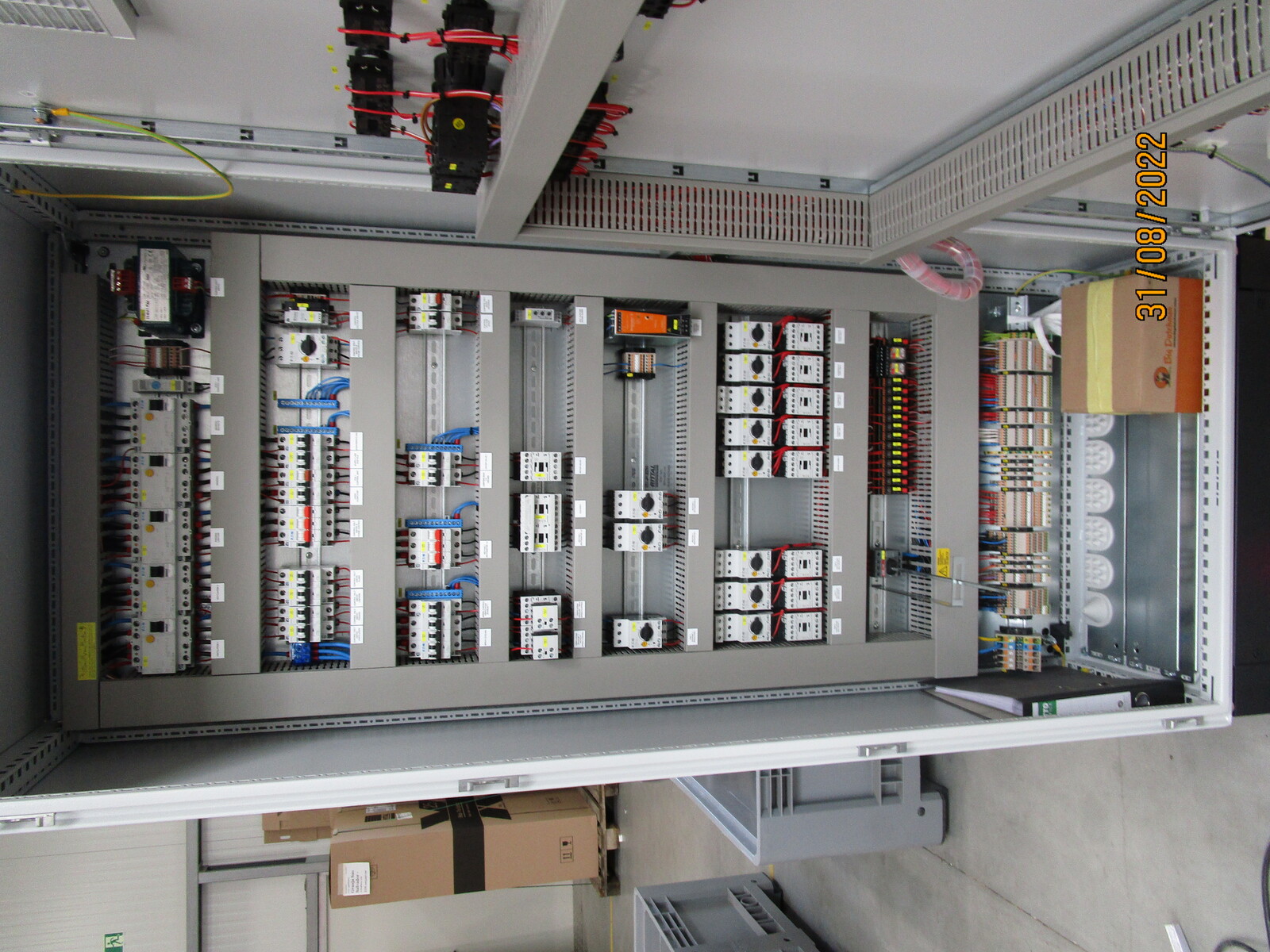 Switch cabinet Husbaromfi - House 1 - Bottom